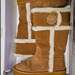 Michael Kors Brown Boots with White Shearling